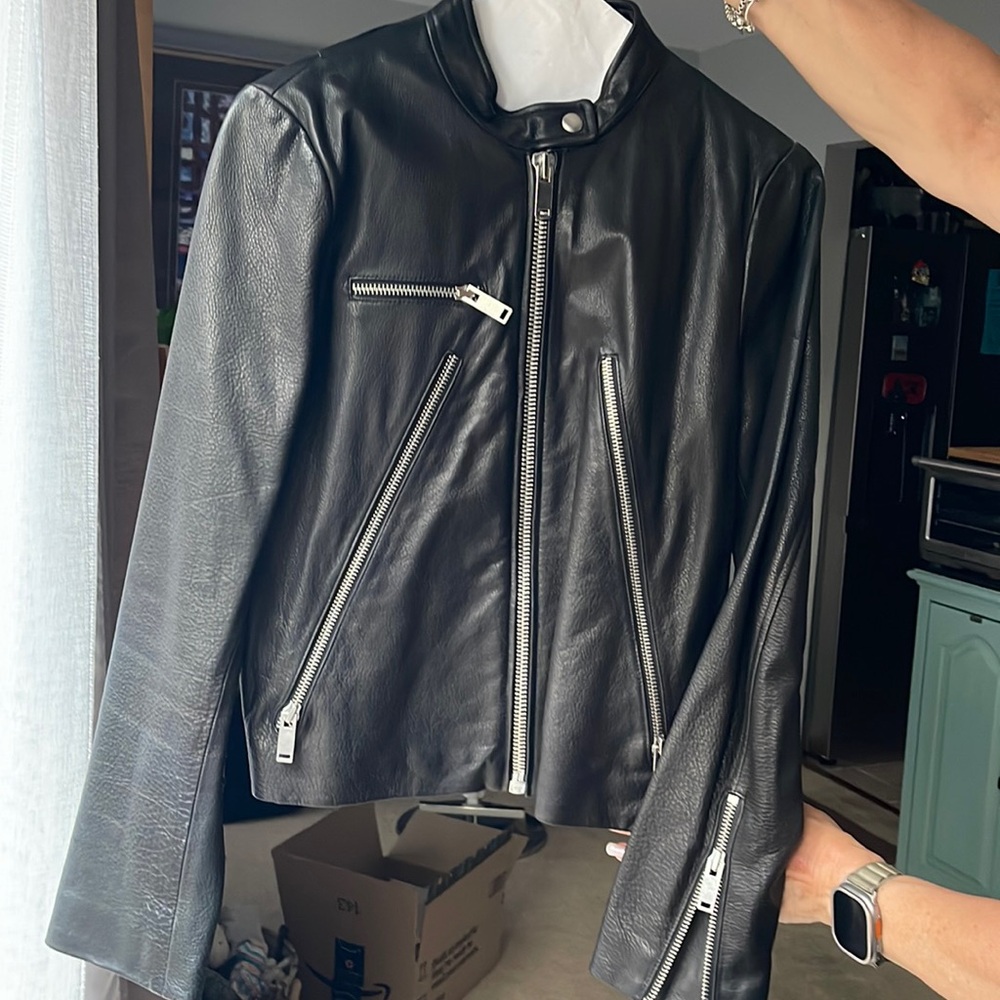 Vintage Gap 100% leather jacket